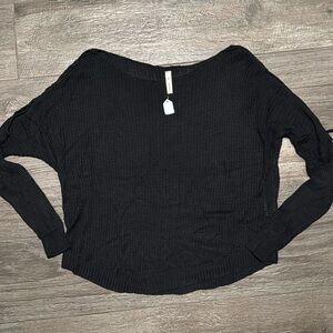 Women’s Wishlist light weight sweater size M\L New with tags